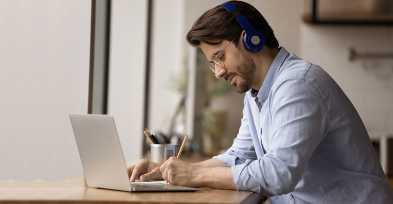 ielts_listening_question_types_banner